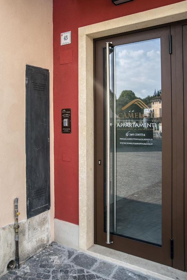 Camelot Appartamenti - Business E Holiday San Martino Buon Albergo Bagian luar foto