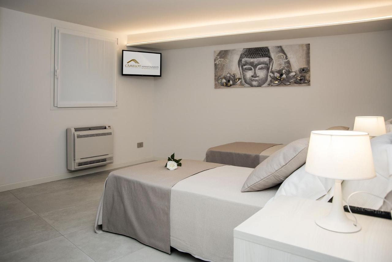 Camelot Appartamenti - Business E Holiday San Martino Buon Albergo Bagian luar foto