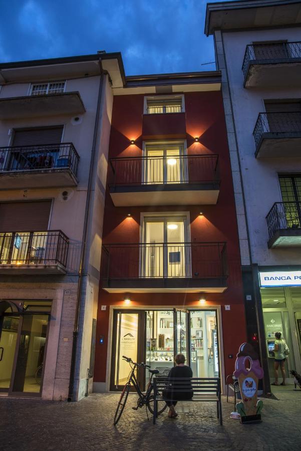 Camelot Appartamenti - Business E Holiday San Martino Buon Albergo Bagian luar foto